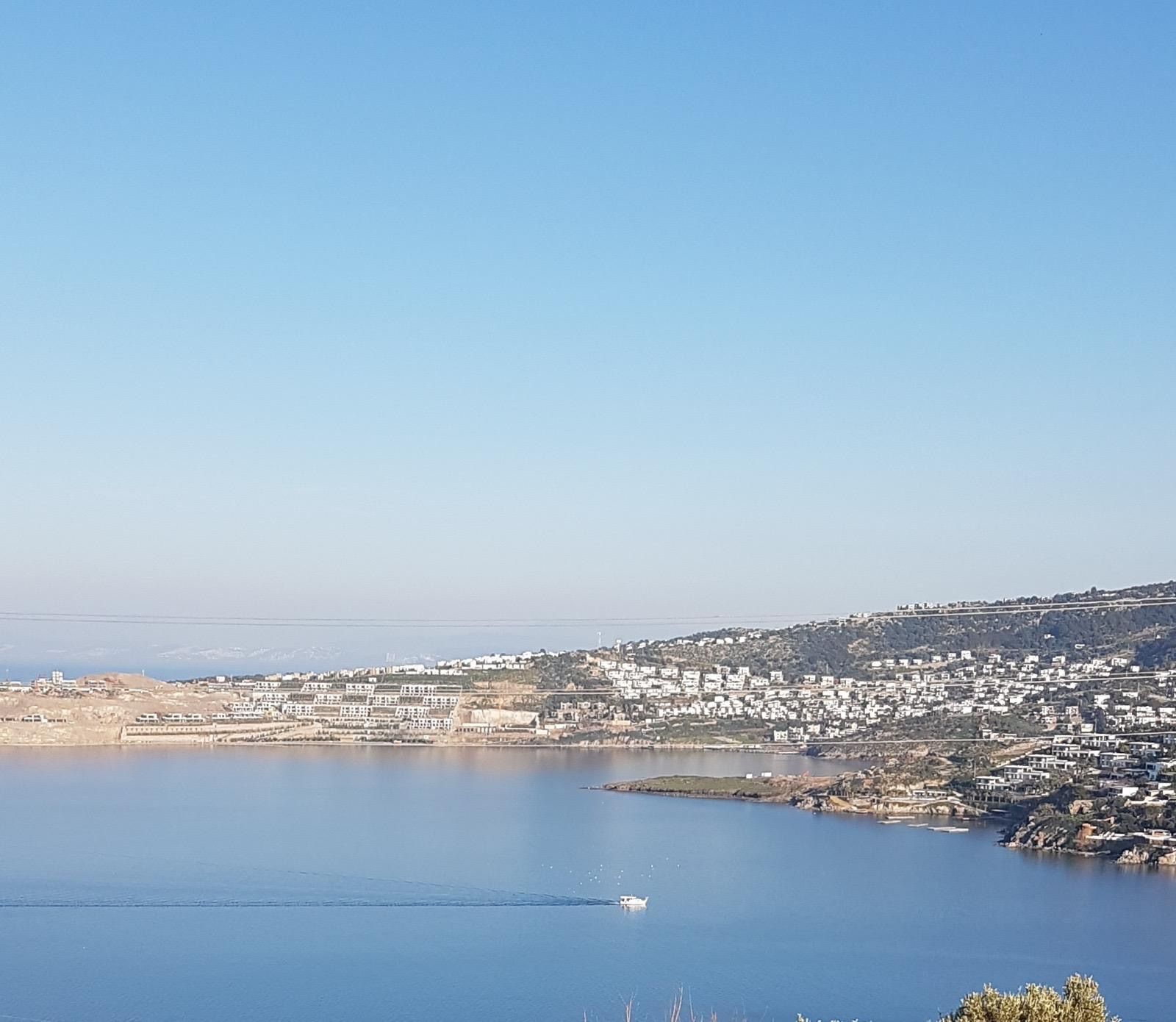 Bodrum Gündoğan özel Plajlı Kısmi Deniz Manzaralı Satılık Villa