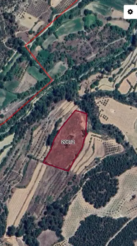 Doğa içinde 10618 m2 1 Villa yapımına uygun tarla