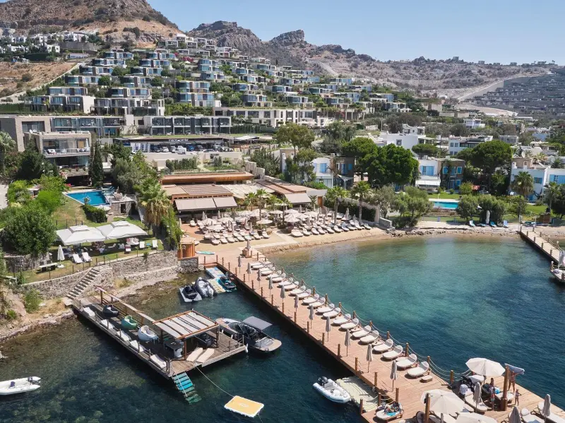 Bodrum Adres Yalıkavakta Sezonluk Kiralık Ultra Lüks Sitede Deniz Manzaralı Özel Plajlı 3+1 Dubleks Rezidans