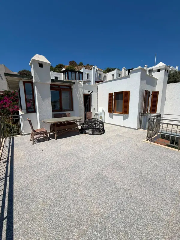 Bodrum Gümüşlük Özel Plajlı Deniz Manzaralı 3+1 Salon Dubleks Villa