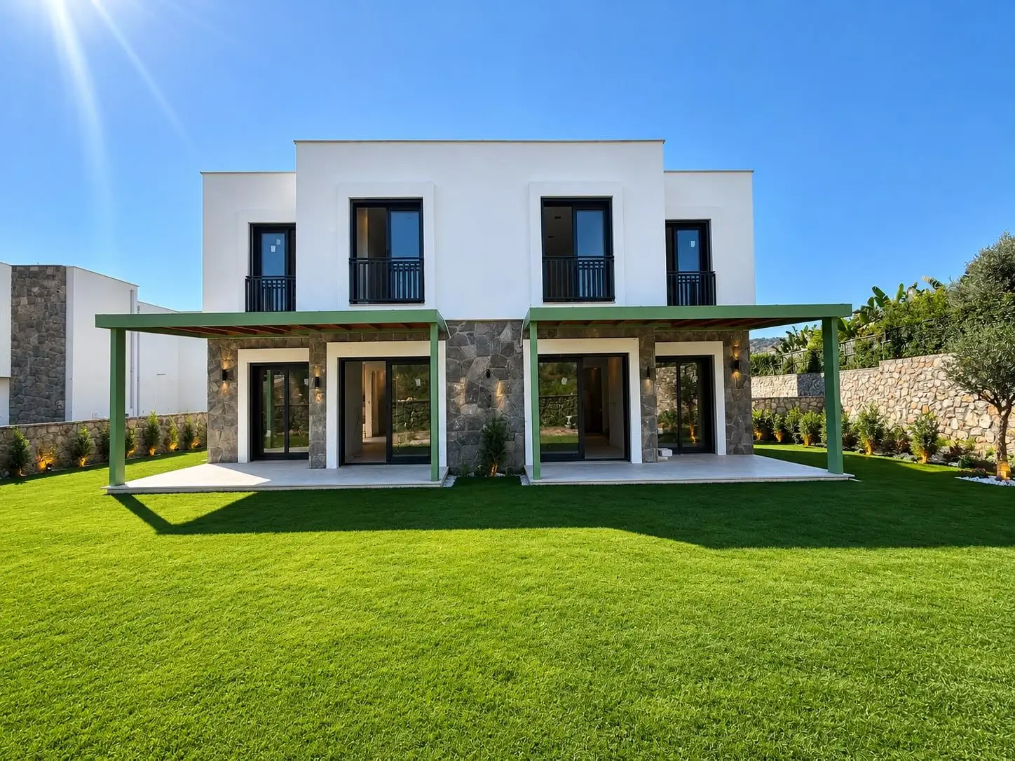 Gümüşlük Merkez'de Müstakil Bahçeli Satılık Villa (30 temmuz 2026 teslim Tarihi)
