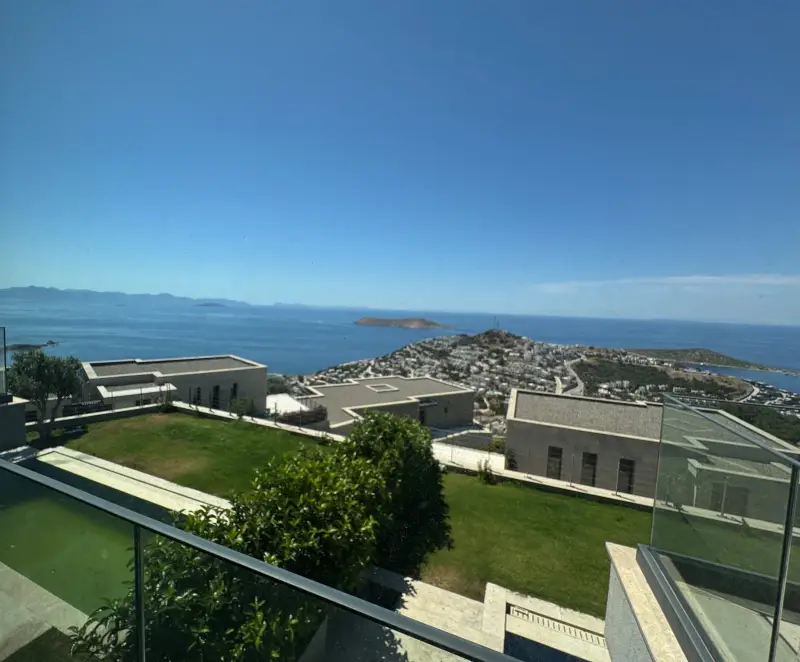 Bodrum Gümüşlük’te Satılık 4+1 Lüks Villa